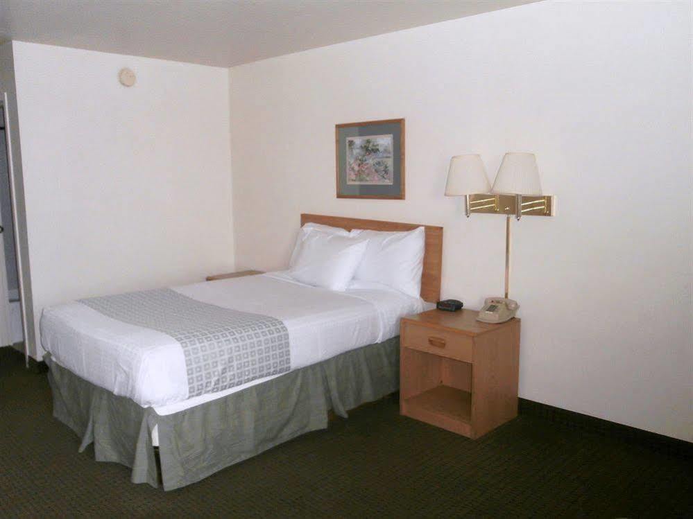 Quality Inn Longmont Buitenkant foto